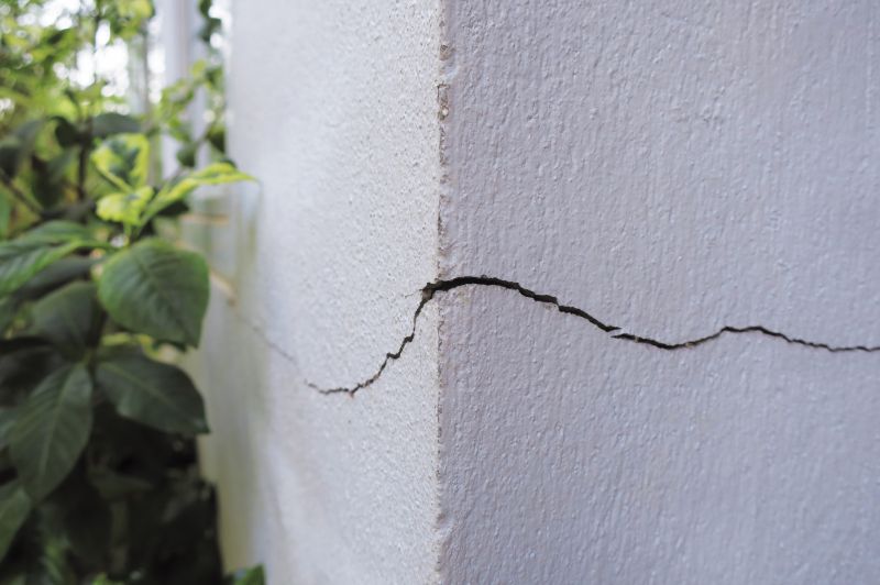 Structural Crack Repair in Cape Coral, FL